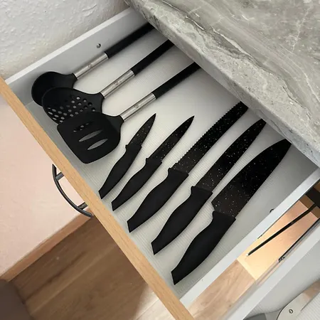Sonnenblume Monteurwohnung 3-zimmer Duisburg